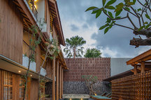 [Amr-032.T2] For Rent Deluxe Room With Jacuzzi Apartment In Jl. Pandawa Legian Kuta Bali