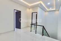 Rumah Modern Minimalis Citraland Surbaya
