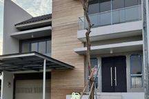 Disewakan Rumah Mewah Golf Island Fully Furnished Jarang Ada! [10x25]