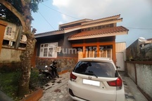 Rumah Bagus Strategis di Pinggir Jalan Raya, Cimahi Utara
