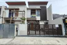 Rumah Baru Lokasi Strategis di Margahayu Raya Soekarno Hatta, Bandung