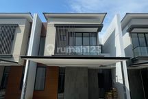 Termurah Disewakan Rumah Pik 2 8x15
