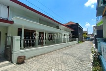 Rumah Homestay Full Furnished Area Banguntapan Dekat Jogja Kota