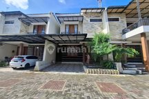 Rumah Mewah 2 Lantai Furnished Perumahan Eksklusif Jogja Kota