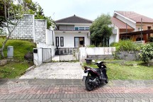 Rumah Disewakan di Villa Puncak Tidar Malang