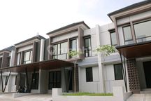 Dijual Rumah Kawasan 25 Hektar, 2 Lantai Lokasi Dekat Kampus Uns Solo, Taman Safari, Pinggir Jalan Raya, Terbesar Di Solo, Fasilitas Lengkap, Dekat Dengan Pintu Exit Tol. Alamat Di Jalan Ringroad Road, Plesungan, Karanganyar.