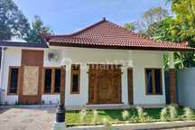 Rumah Semi Etnik Lokasi Strategis Kawasan Wisata Borobudur Magelang