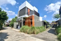 Rumah Siap Huni, Dalam Cluster, 6 Menit ke Kampus Isi Jogja di Sewon