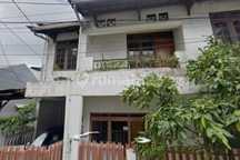 Jual Cepat Rumah 2 Lantai Layak Huni Area Sangihe Roxy Jakarta Pusat