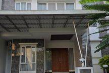 Montana Candi Golf Sewa Mewah Fullfurnished