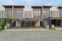 Rumah Eksklusif Pamulang 2 Lantai - Booking 5 Juta All In!