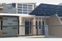 Rumah Disewakan Pondok Candra Cluster Saphire 2 Lantai 3+1 KT SHM Siap Huni