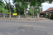 Rumah Lokasi Strategis