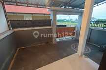 Disewakan Rumah Minimalis Modern 2 Lantai 3 Kamar Tidurkediri Tabanan (Dekat Tanah Lot)