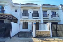 Rumah Dijual Siap Huni Bergaya Eropa Area Grand Depok City Dekat Jl Margonda Stasiun Depok [Ar110]