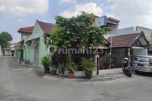 Dijual Rumah Tinggal & Kost Dalam Perumahan Dekat Kampus di Seturan Depok Sleman.