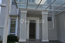 Disewakan Rumah Hoek Alicante Gading Serpong