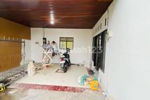 Rumah Di Area Pulau Moyo Dekat Pusat Perbelanjaan