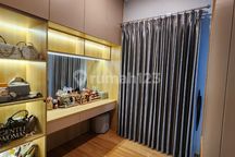 Rumah 2 Lantai Full Renovasi Sektor 1E Gading Serpong Bsd City Tangerang Banten