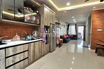 Rumah 2 Lantai Full Renovasi Bohemia Gading Serpong BSD City Gading Serpong Tangerang Banten