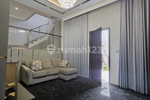 Rumah 3 Lantai Full Renovasi Samara Village Gading Serpong BSD City Tangerang Banten