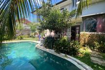 Elegant Villa Style House, With Pool, Taman Griya Jimbaran Bali