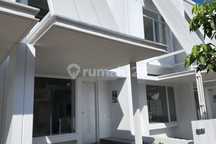 Dijual Cepat Rumah Minimalis Cluster Inspirahaus, Tabebuya, Bsd City