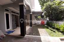 Rumah Bagus Disewa Di Batununggal Siap Huni