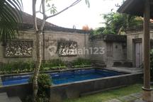 Villa Semi Furnished di Sanur Strategis
