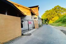 Rumah Di Area Pulau Moyo Dekat Pusat Perbelanjaan.
