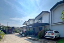 Jual Rumah Hot& Eksklusif (Tinggal Bawa Koper) Perum Karawaci Cluster Cendanarumah SHM di Supermall Karawaci, Jl. Boulevard Diponegoro No.105, Bencongan, Kelapa Dua, Tangerang, Banten, Indonesia, 15810, Tangerang Bagus