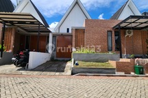 Dijual Via Lelang Rumah Siap Huni Bernady Land Patrang Jember Cluster Pinewood