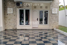 Rumah 2 Lantai Furnished di Beranda Bali Bsb City