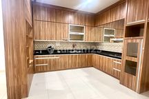 Rumah Bagus Semi Furnished di Greenlake City Cluster Amerika