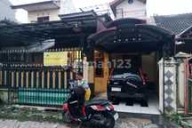 Rumah Asri 2 Lantai di Komp Taman Ubud B5, Jl Sepakat, Medan