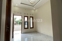 Rumah Baru Bangun 3 Km Dari Jalan Jogja Solo Dekat Pabrik Sgm