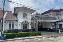 Disewakan Rumah Cluster Type 140 M2 Full Furnished Jl Khnasution