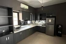 Rumah Full Furnished 5 menit ke tol Pasteur, 10 menit Maranatha