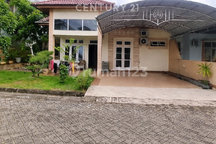 Rumah Siap Huni Dalam Cluster Rapi dan Aman Jl. Karya Baru Ptk