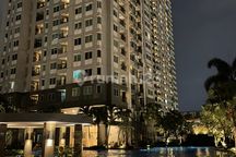 1 Bedroom Apartment dengan Living Room di Thamrin Residence Lt 19. Full Furnished. Hening. Fasilitas Mewah.