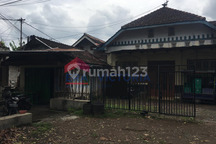 Rumah + Gudang Luas di Mojoroto Kota Kediri Lokasi Strategis Akses Jalan Raya Dekat Terminal Kediri