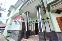 Rumah Sewa Semi Furnished di Pusat Kota Kediri Dekat Pasar Pahing