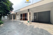 Disewakan Rumah Bisa Silent Office Atau Tempat Tinggal Harga Murah Lokasi Strategis Dekat Ke Sudirman Dan Kuningan Dan Dekat Ke Senayan Area Menteng Jakarta Pusat