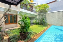 Disewakan Rumah Modern Siap Huni Lokasi Dekat Mrt Dan Sekolah Internasional Taman Cantik Dan Asri Area Cipete Cilandak Jakarta Selatan