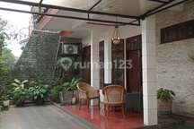 Dijual Cepat Rumah Murah Bu Lokasi Strategis Dekat Sekolah Internasional dan Dekat Kuliner dan Dekat Senayan dan Scbd dan Gunawarman Area Senopati Kebayoran Baru Jakarta Selatan