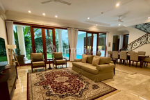 Disewakan Rumah Cantik Mewah Asri Dekat Sekolah Internasional Jis dan Bukit Golf dan Mall Pondok Indah Area Pondok Indah Jakarta Selatan