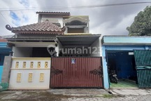 Rumah 2Lantai.dijual Solo Dekat Uns