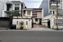 5 Menit ke Mall Casablanca Rumah Minimalist di Tebet Akses Jalan 2 Mobil