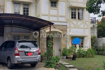 Di Jual Rumah Posisi Hook di Sentul City Rumah Bagus SHM di Perumahan Sentul City England Park, Jl. Tudor V No.23, Cijayanti, Babakan Madang, Bogor, Jawa Barat, Indonesia, 16810, Sentul City