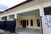 3 Menit ke Chis School